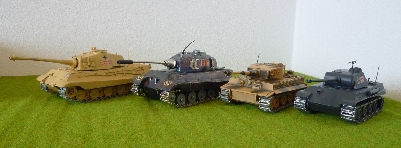 Polistil Tiger II / Playme Tiger II / Solido Tiger I / Solido Panther G